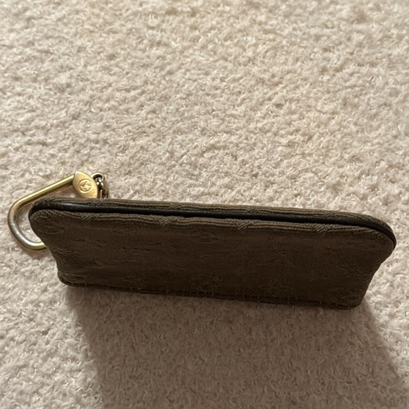 Authentic Louis Vuitton Green Key Cles - Picture 7 of 10